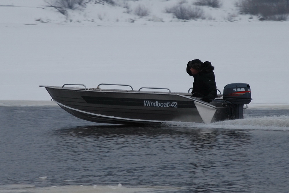 WINDBOAT 42M